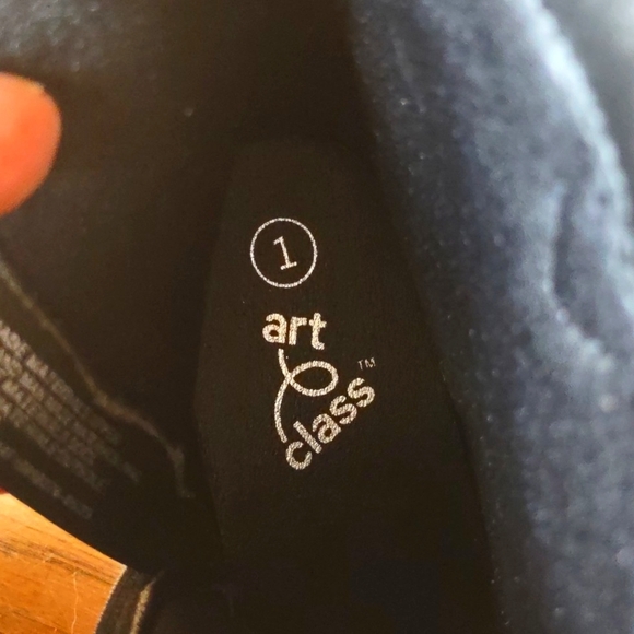 NWT Art Class Girls Margot Black Western Boots Size 1 - Picture 4 of 5